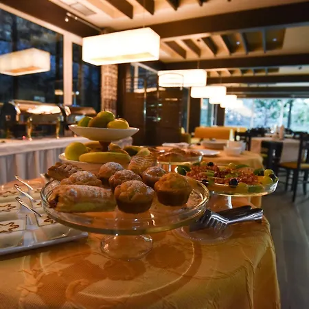 Sokrat Hotel 4*
