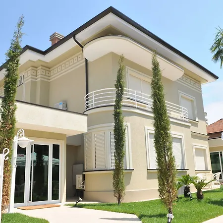 Szálloda Sokrat Tirana