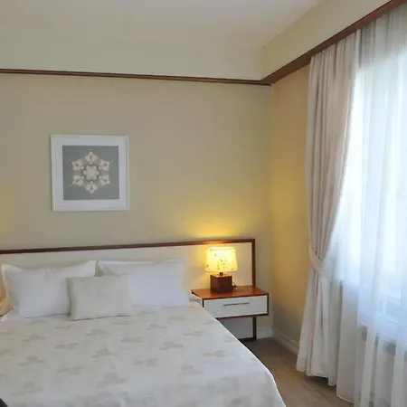 Szálloda Sokrat Tirana