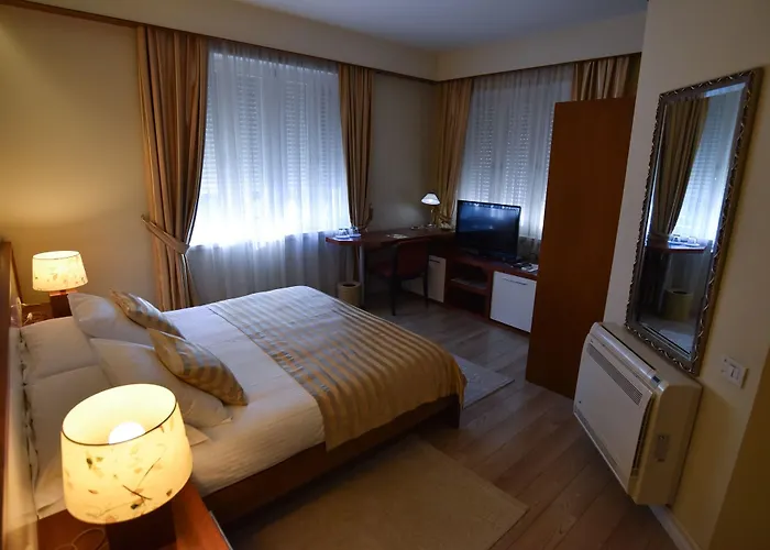 Sokrat Hotel 4*