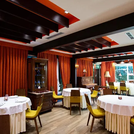 Отель Sokrat Тирана