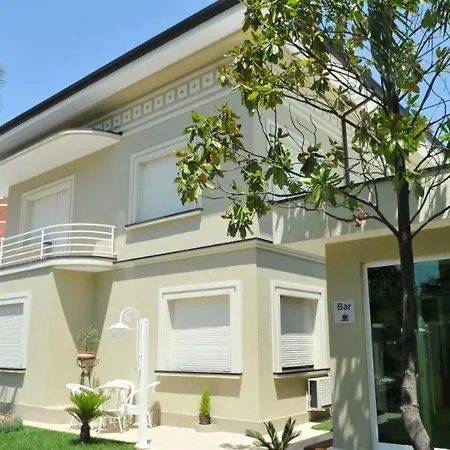 Sokrat Hotell Tirana