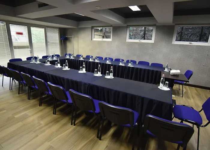 호텔 Sokrat 티라나